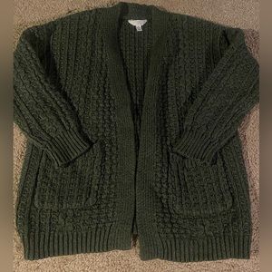 Time and Tru dark green knit cardigan